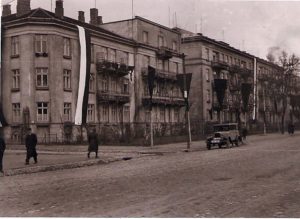 Ul. Topolowa po śmierci marszałka Piłsudskiego 1935 r.